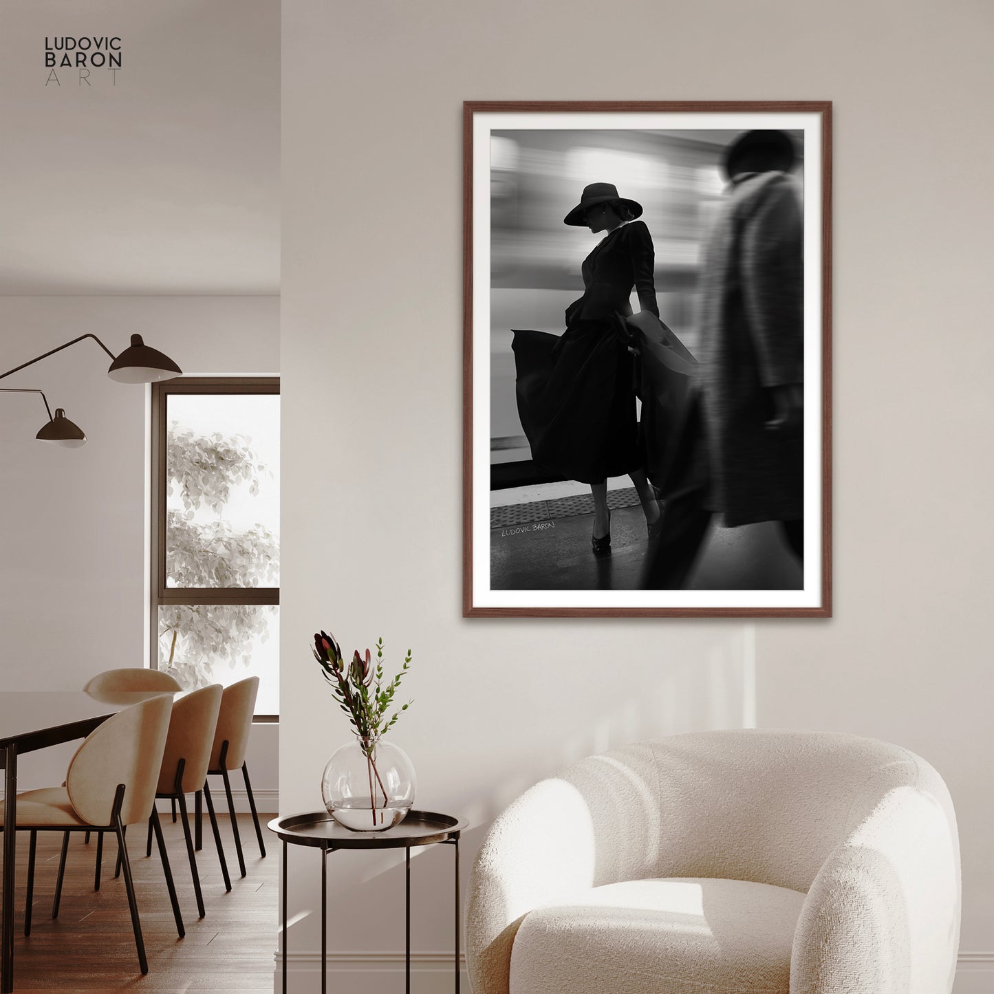 La parisienne dans le metro - Affiche fine art
