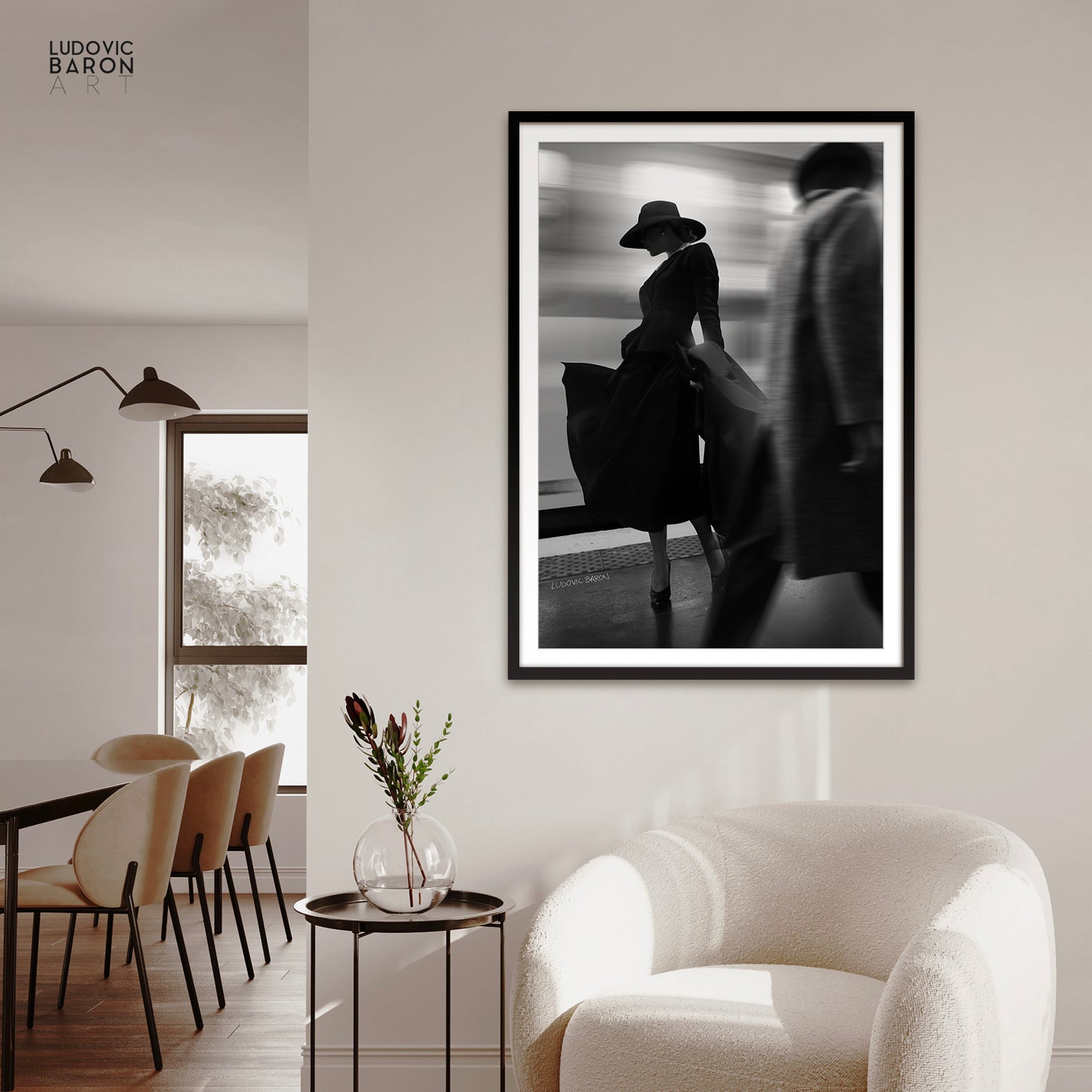 La parisienne dans le metro - Affiche fine art