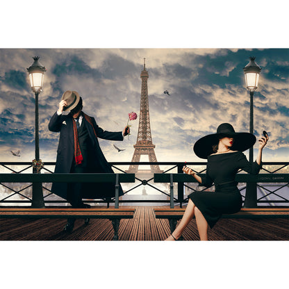Seduction in Paris (color)
